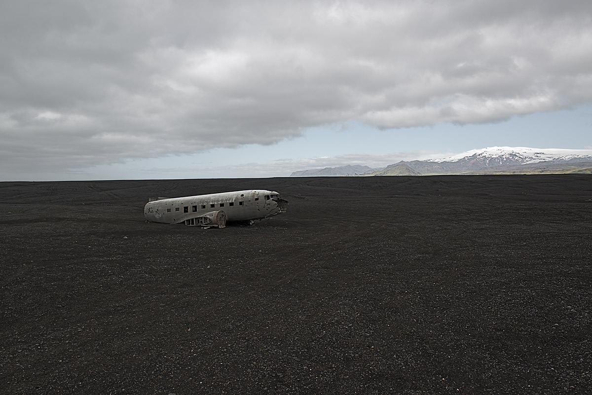 asleep at the switch, happy end #7.1, iceland 2012 (all 4 on board survived the forced landing and got rescued in 1973)